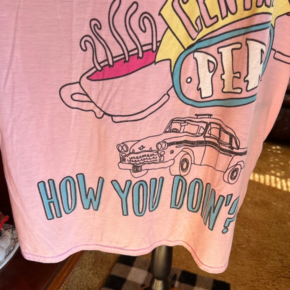 Women’s FRIENDS how you doing’? Central Perk night dress with pockets. - Picture 5 of 16
